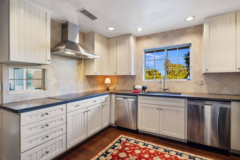 Palm Desert, CA 92260,73300 Willow ST