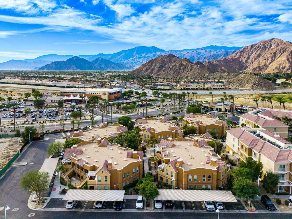 La Quinta, CA 92253,45245 Seeley Dr. #18d