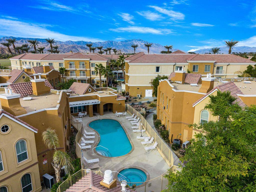 La Quinta, CA 92253,45245 Seeley Dr. #18d