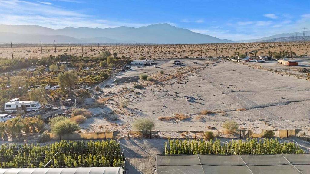 Indio, CA 92201,0 . Washington ST