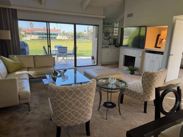 Rancho Mirage, CA 92270,118 Racquet Club DR S