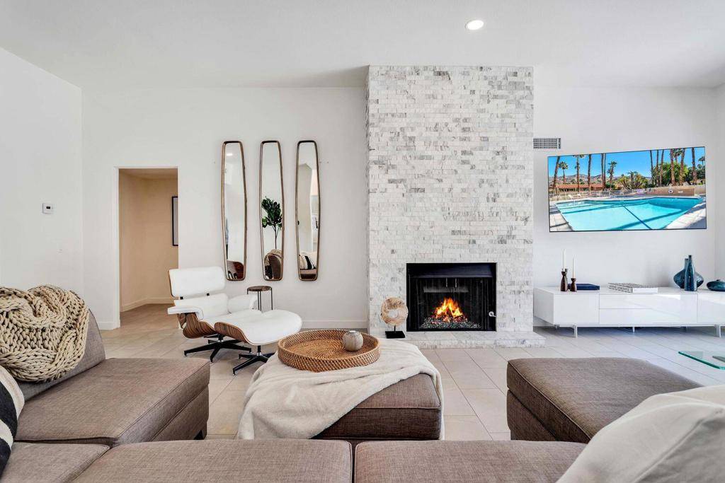 Palm Springs, CA 92264,3350 Bogert TRL