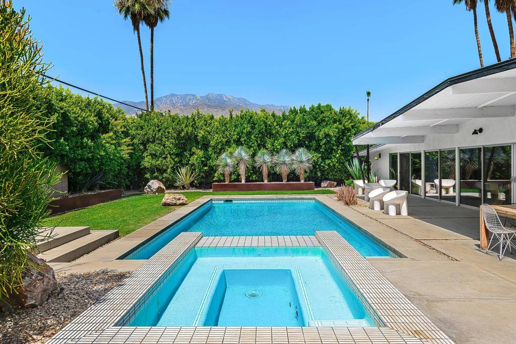 Palm Springs, CA 92262,2639 E Livmor AVE