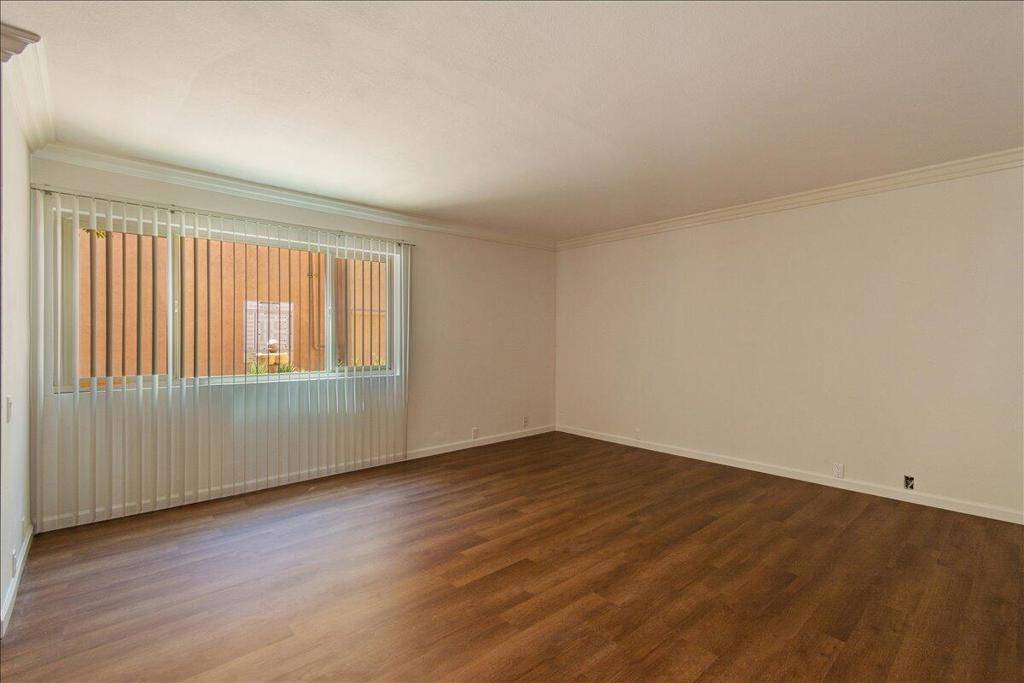 Palm Springs, CA 92262,400 N Sunrise WAY #115