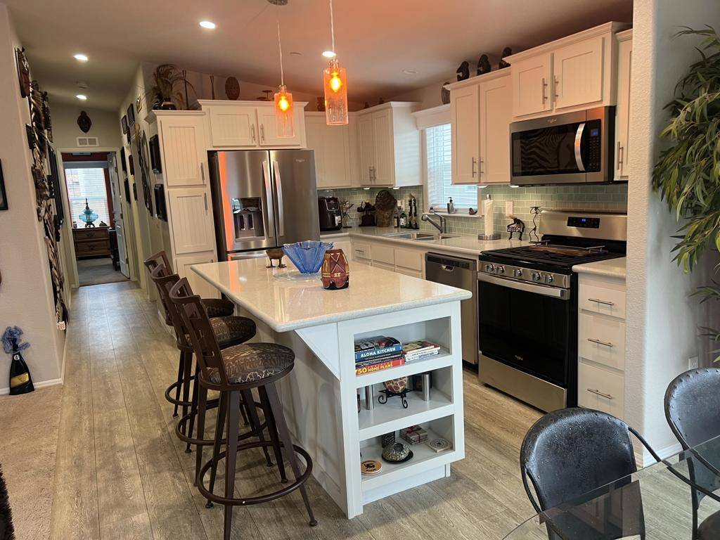 Banning, CA 92220,16680 Valley Hi DR