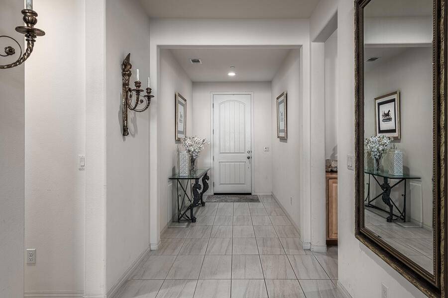 La Quinta, CA 92253,79878 Via Tapis
