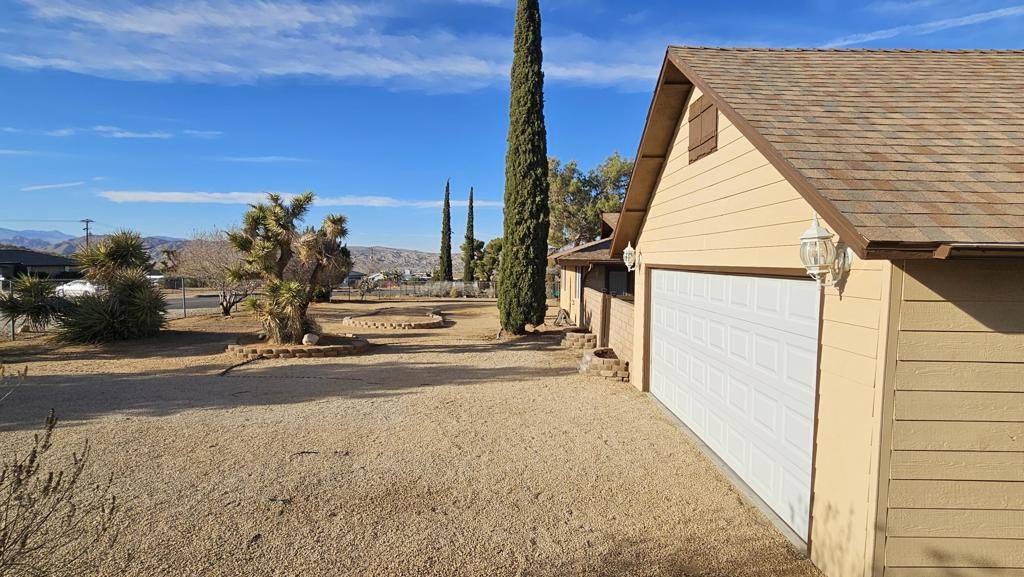 Yucca Valley, CA 92284,8199 Palomar AVE