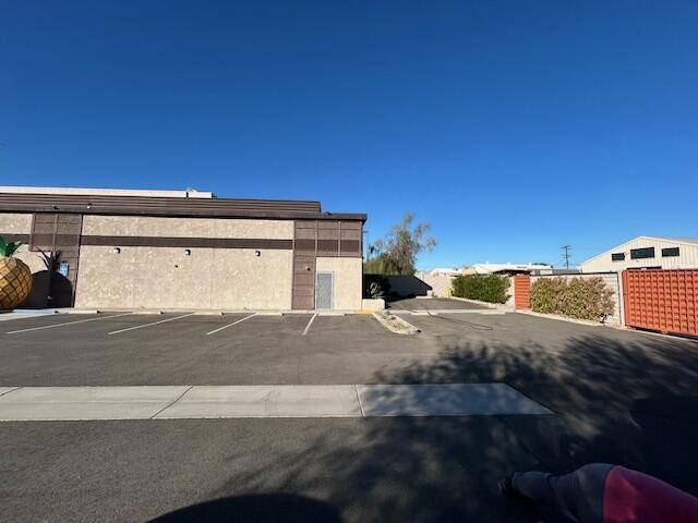 Palm Springs, CA 92264,695 Williams RD