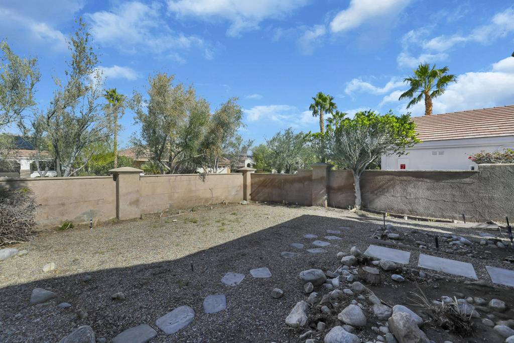 Palm Springs, CA 92262,1041 E ViA San Dimas RD