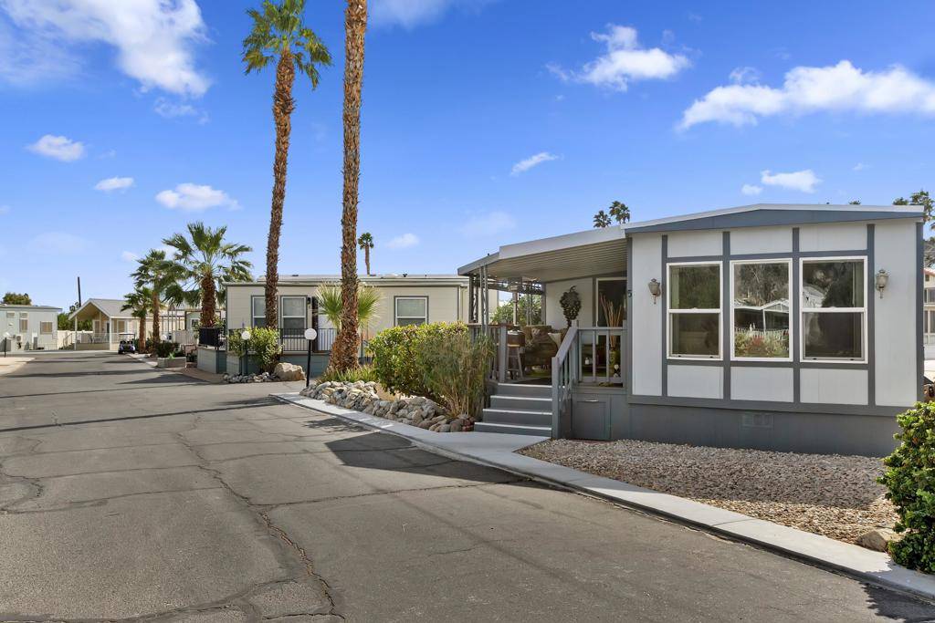 Desert Hot Springs, CA 92241,74711 Dillon RD #5