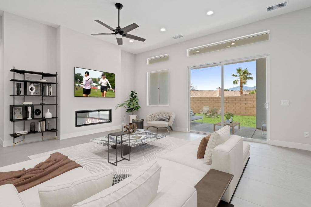 Desert Hot Springs, CA 92240,9353 Palm DR