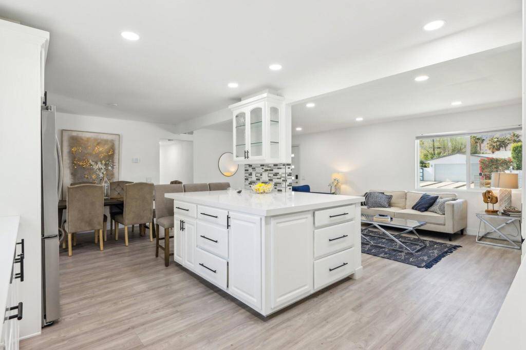 3010 N Chuperosa RD Palm Springs, CA 92262