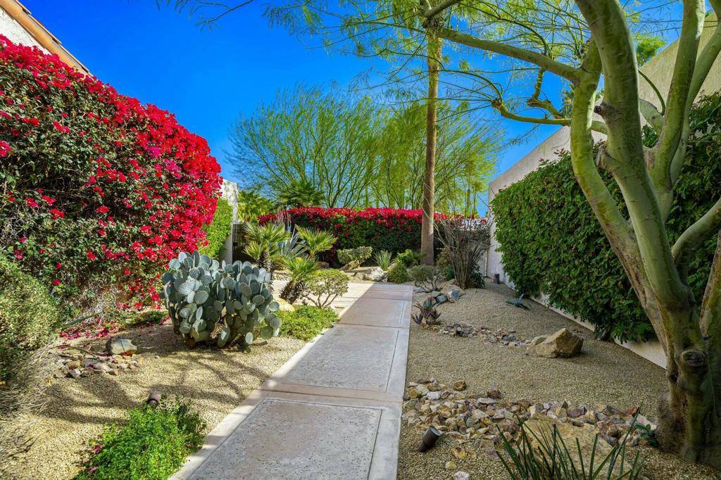 Rancho Mirage, CA 92270,10118 Lakeview DR