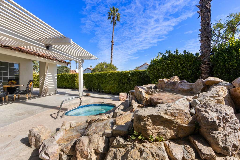 Palm Desert, CA 92211,43838 ViA Granada