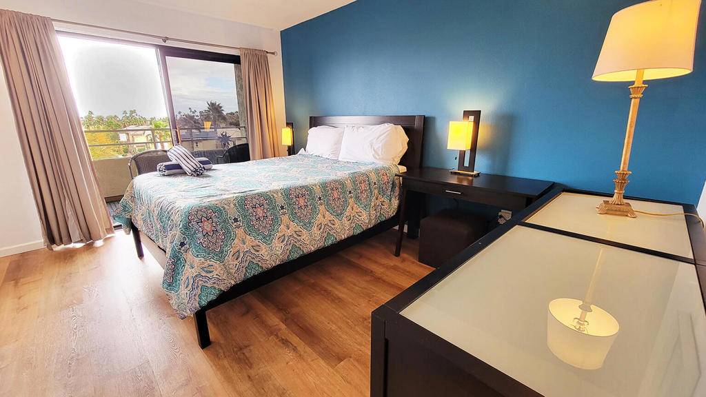 Palm Springs, CA 92262,467 S Calle El Segundo #D20