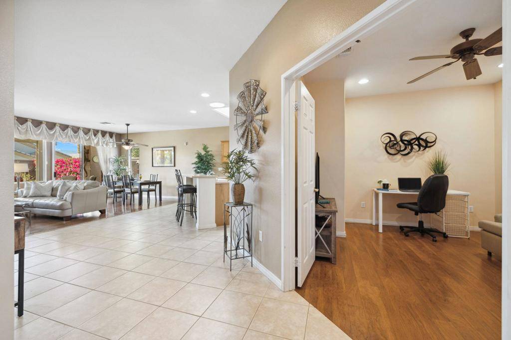 Palm Desert, CA 92211,35137 Staccato ST
