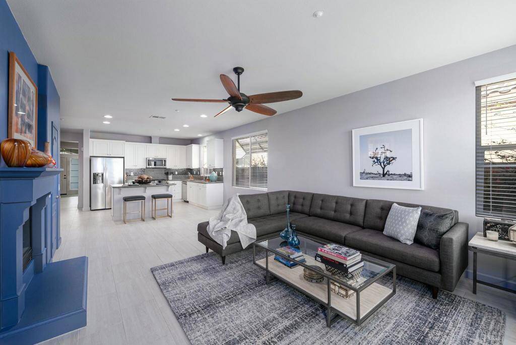 Palm Springs, CA 92262,2090 Savanna WAY