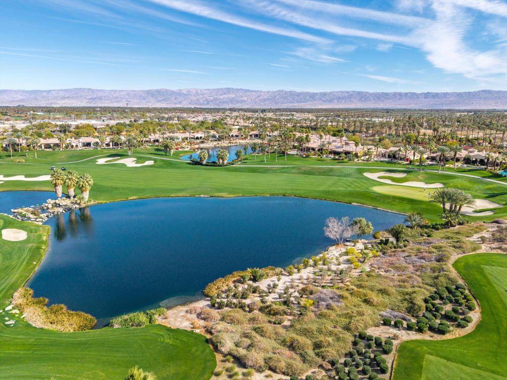 La Quinta, CA 92253,81540 Carboneras