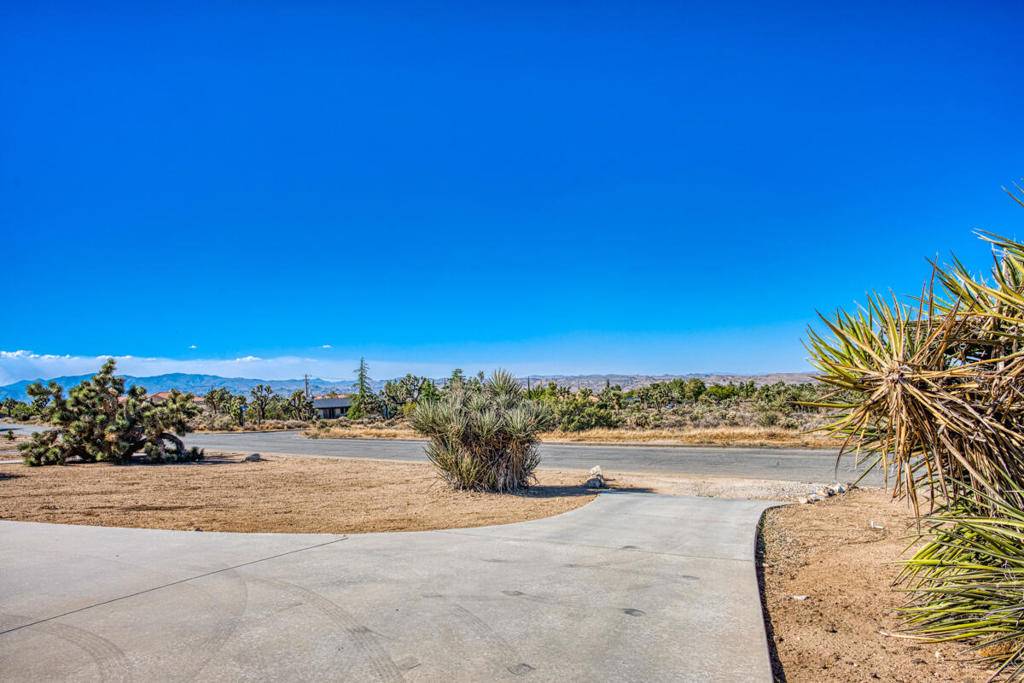 Yucca Valley, CA 92284,58697 Santa Barbara DR