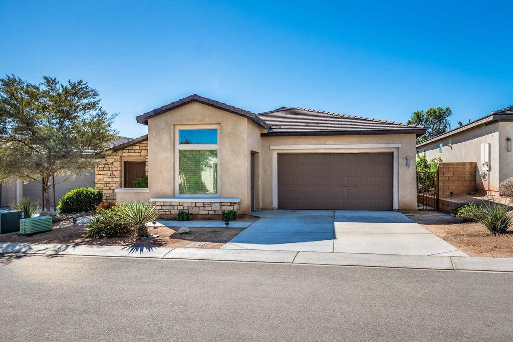 Indio, CA 92201,80033 Canyon Club CT