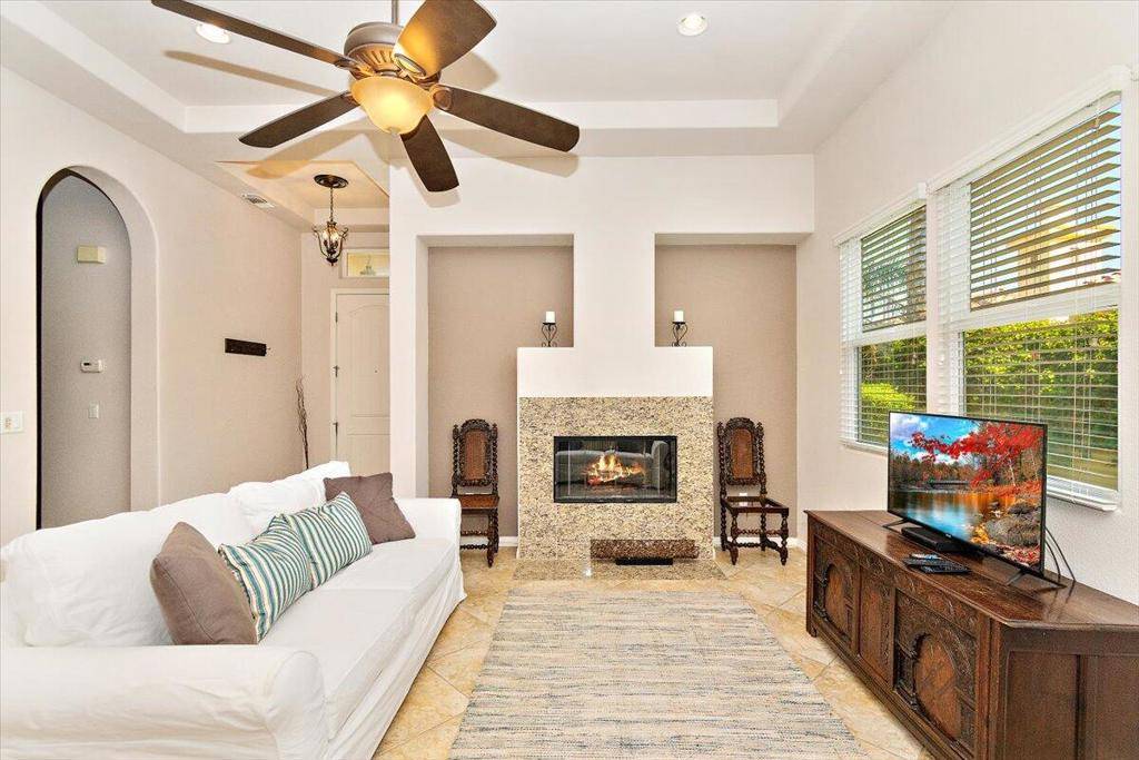 La Quinta, CA 92253,57383 Via VIS