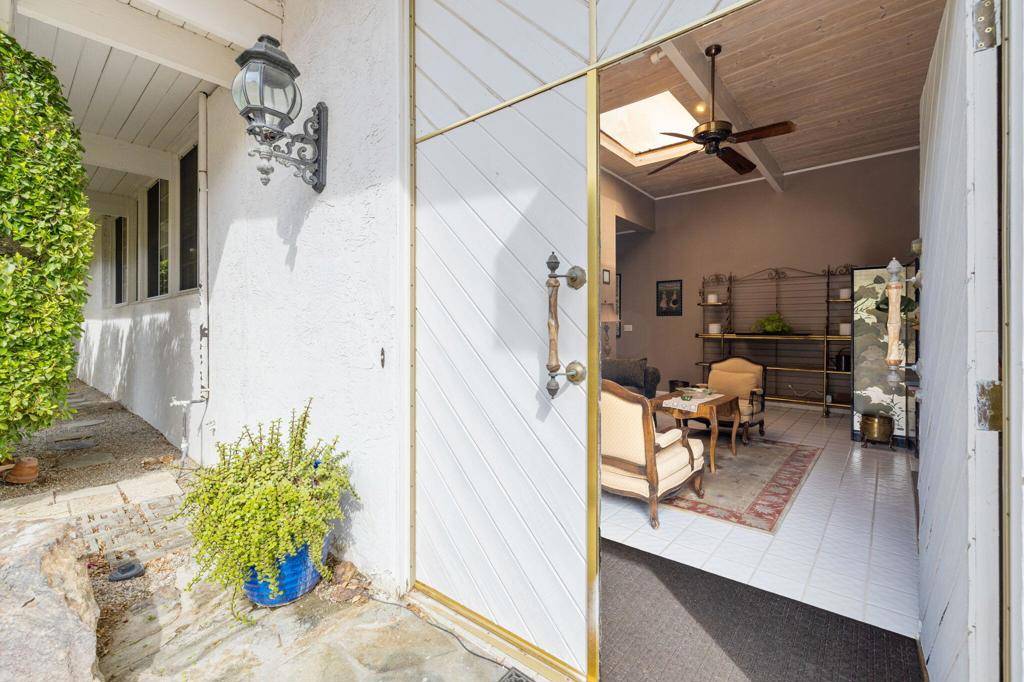 Palm Springs, CA 92262,968 N Fairview CIR