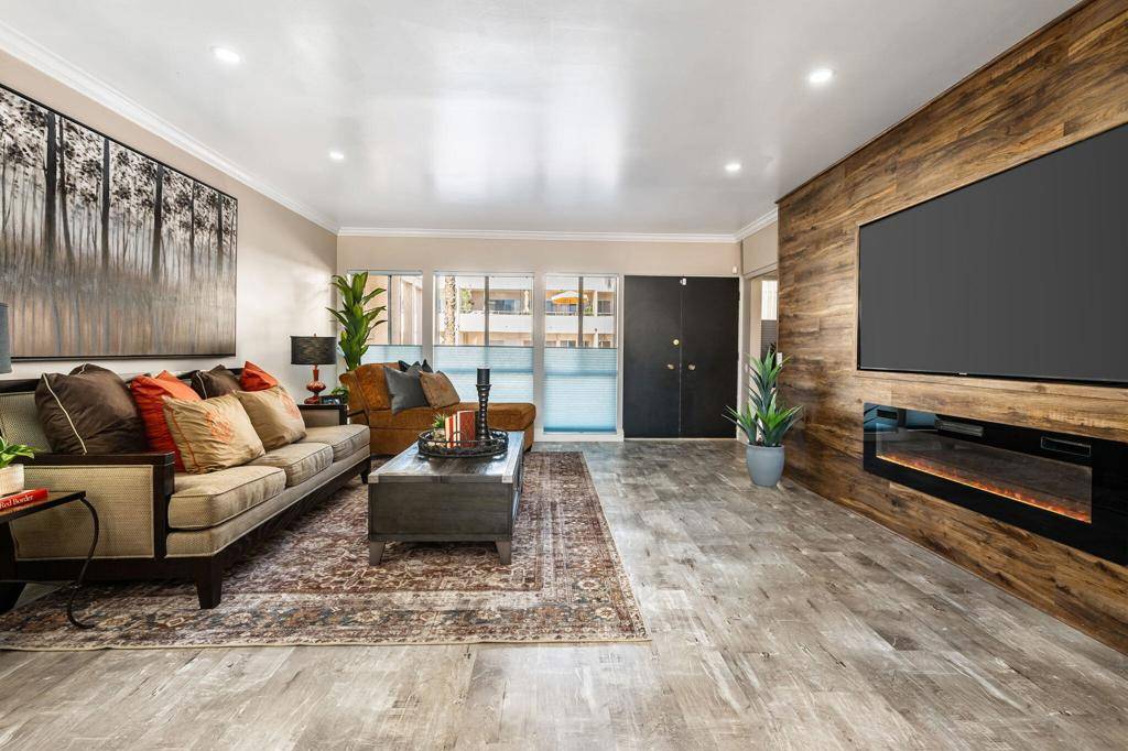 Palm Springs, CA 92262,277 E Alejo RD #119