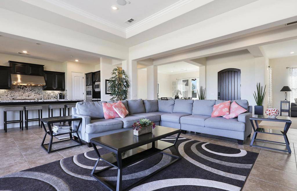 La Quinta, CA 92253,81600 Macbeth ST