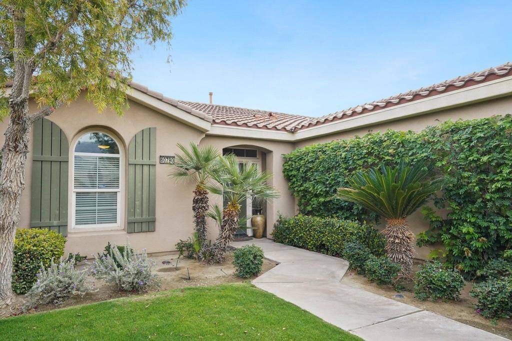 La Quinta, CA 92253,60790 Fire Barrel DR