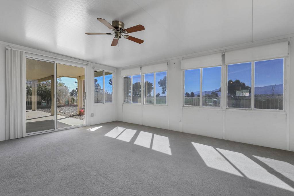 Thousand Palms, CA 92276,73951 White Sands DR