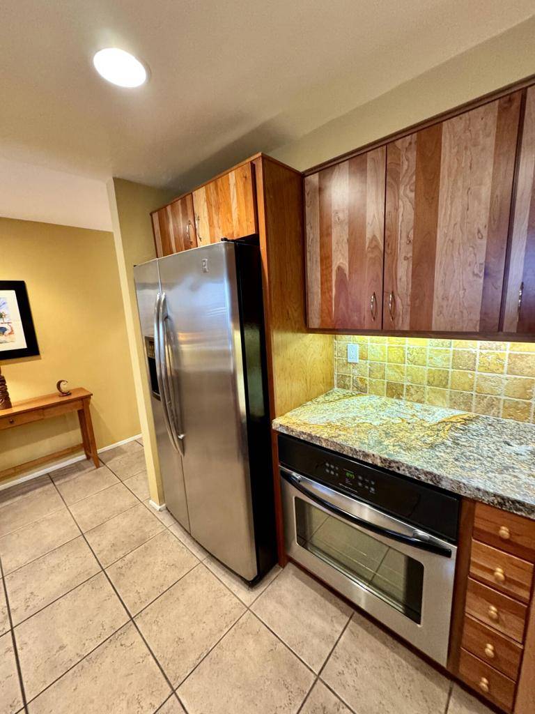 Palm Springs, CA 92262,464 Village SQ E