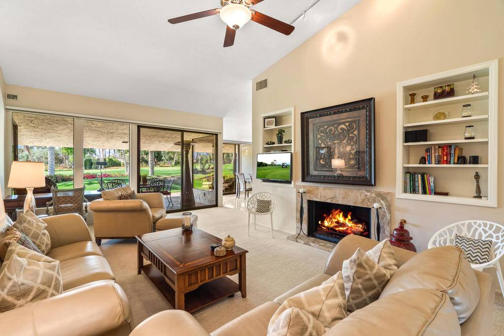 Indian Wells, CA 92210,44979 Saint Helena CT
