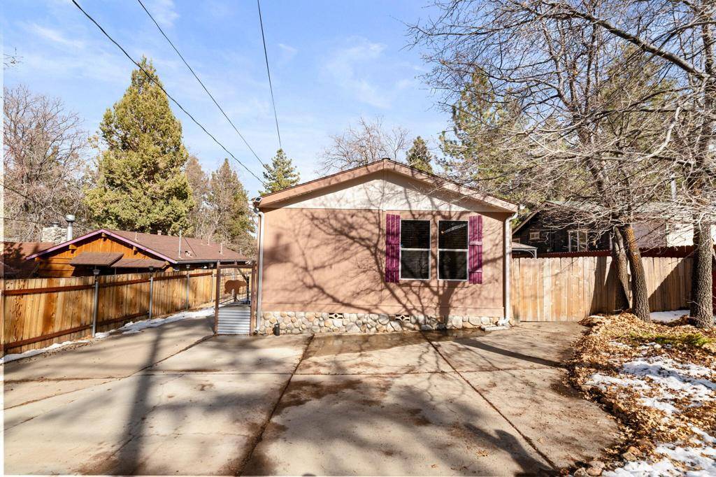 Sugarloaf, CA 92386,357 Kern AVE