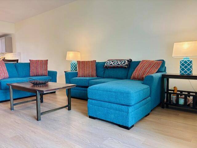 Palm Desert, CA 92211,43733 Avenida Alicante