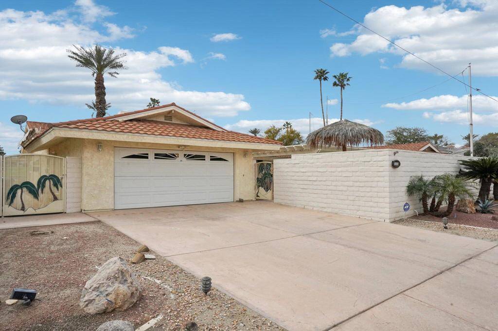 La Quinta, CA 92253,80205 Westward Ho DR