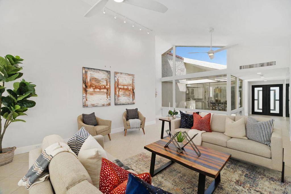 Palm Desert, CA 92260,73367 Oriole CT