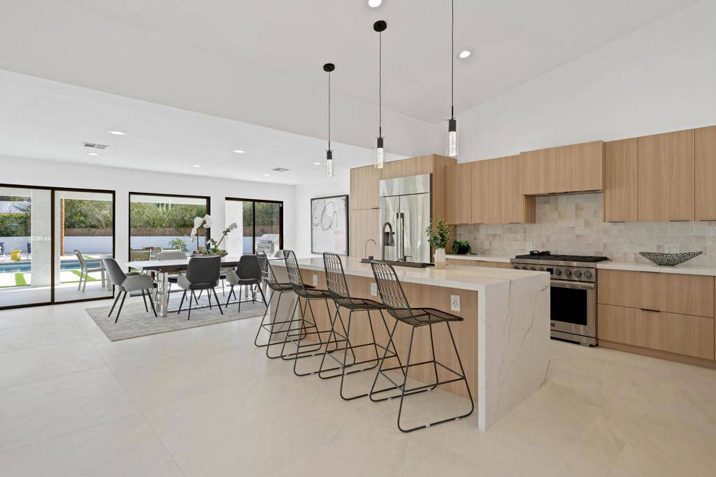 Palm Desert, CA 92260,73481 Purslane ST