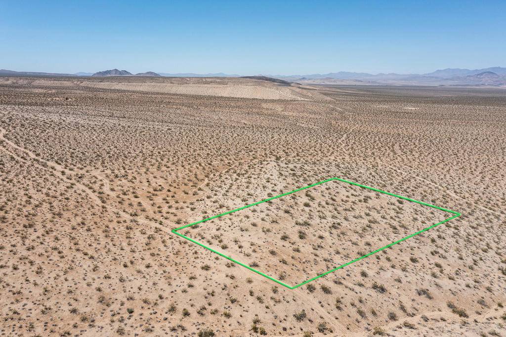 Johnson Valley, CA 92285,211 Rattlesnake Canyon RD