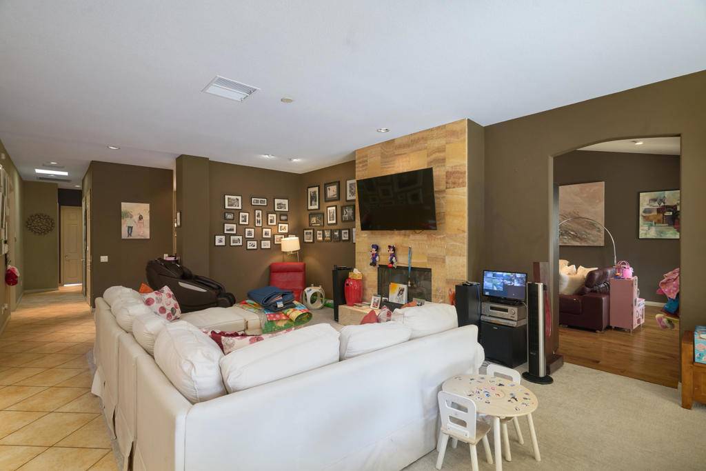 Rancho Mirage, CA 92270,9 Cartier CT