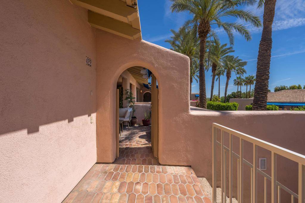 Palm Springs, CA 92262,500 E Amado RD #422