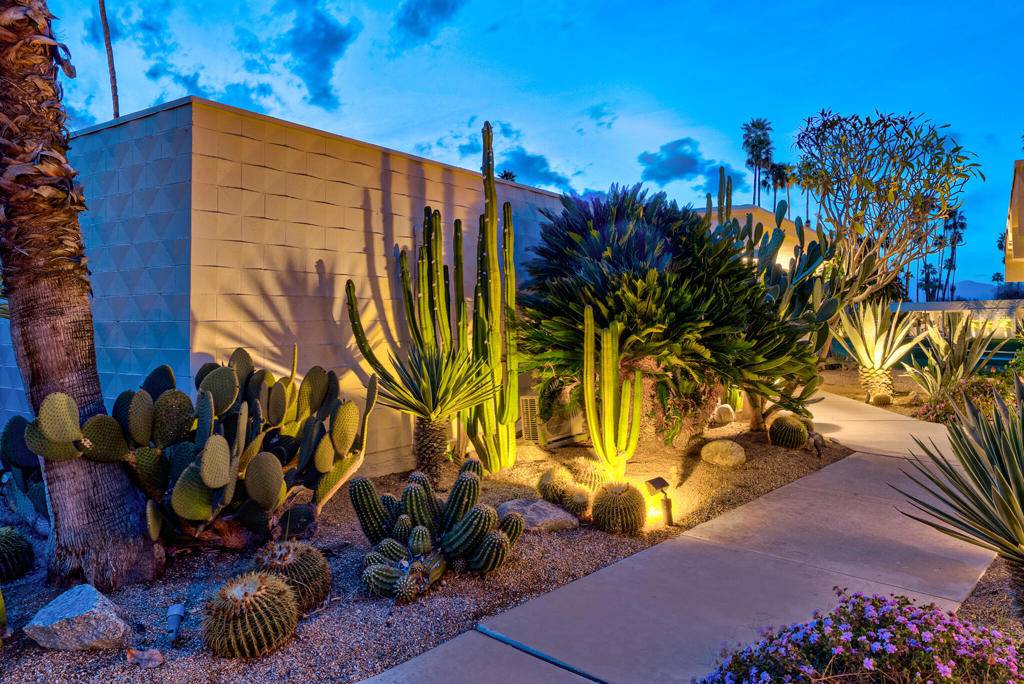 Palm Springs, CA 92264,19 Westlake DR