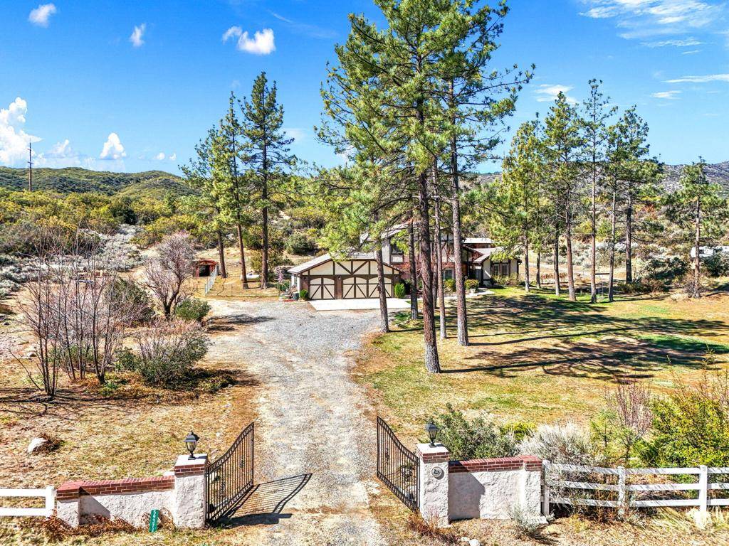 Mountain Center, CA 92561,59371 Devils Ladder RD