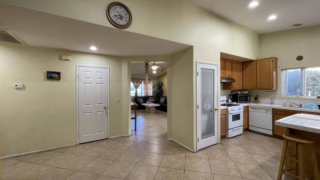 Coachella, CA 92236,48490 El Arco ST