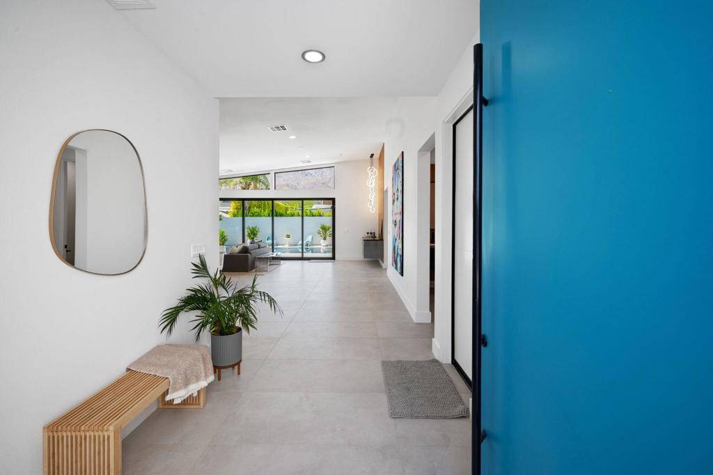 Palm Springs, CA 92262,555 N Sunrise WAY