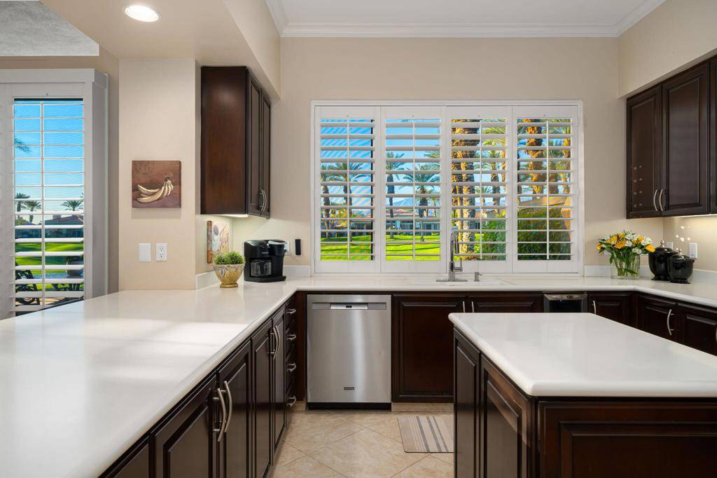 Palm Desert, CA 92211,667 Box Canyon TRL