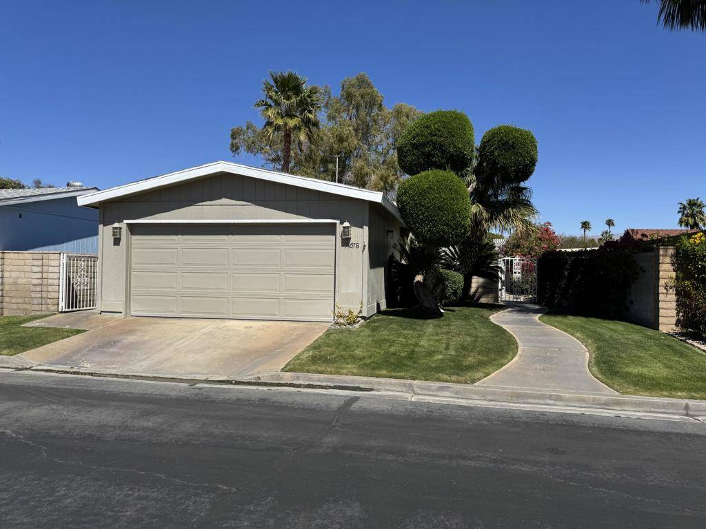 Thousand Palms, CA 92276,74678 Gaucho WAY