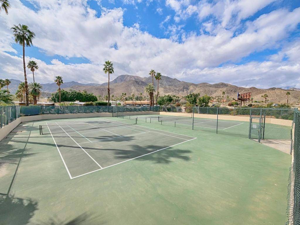 Rancho Mirage, CA 92270,70100 Mirage Cove DR #54