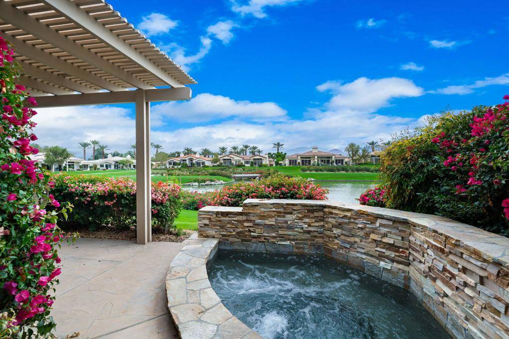 Palm Desert, CA 92211,865 Box Canyon TRL