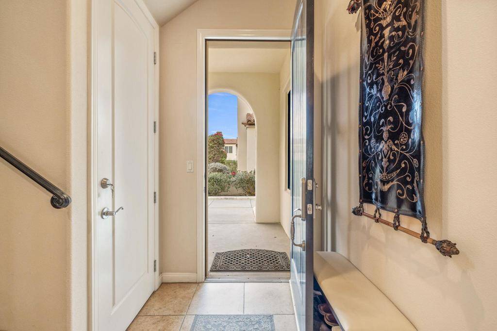 La Quinta, CA 92253,48793 Legacy DR