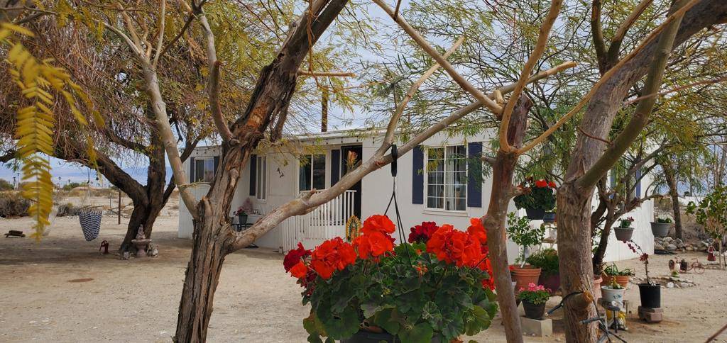 Thermal, CA 92274,1528 Fillmore DR
